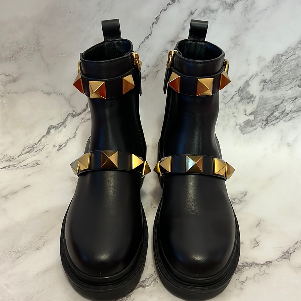 Valentino Garavani Roman Stud Leather Ankle Boots NWT!!!